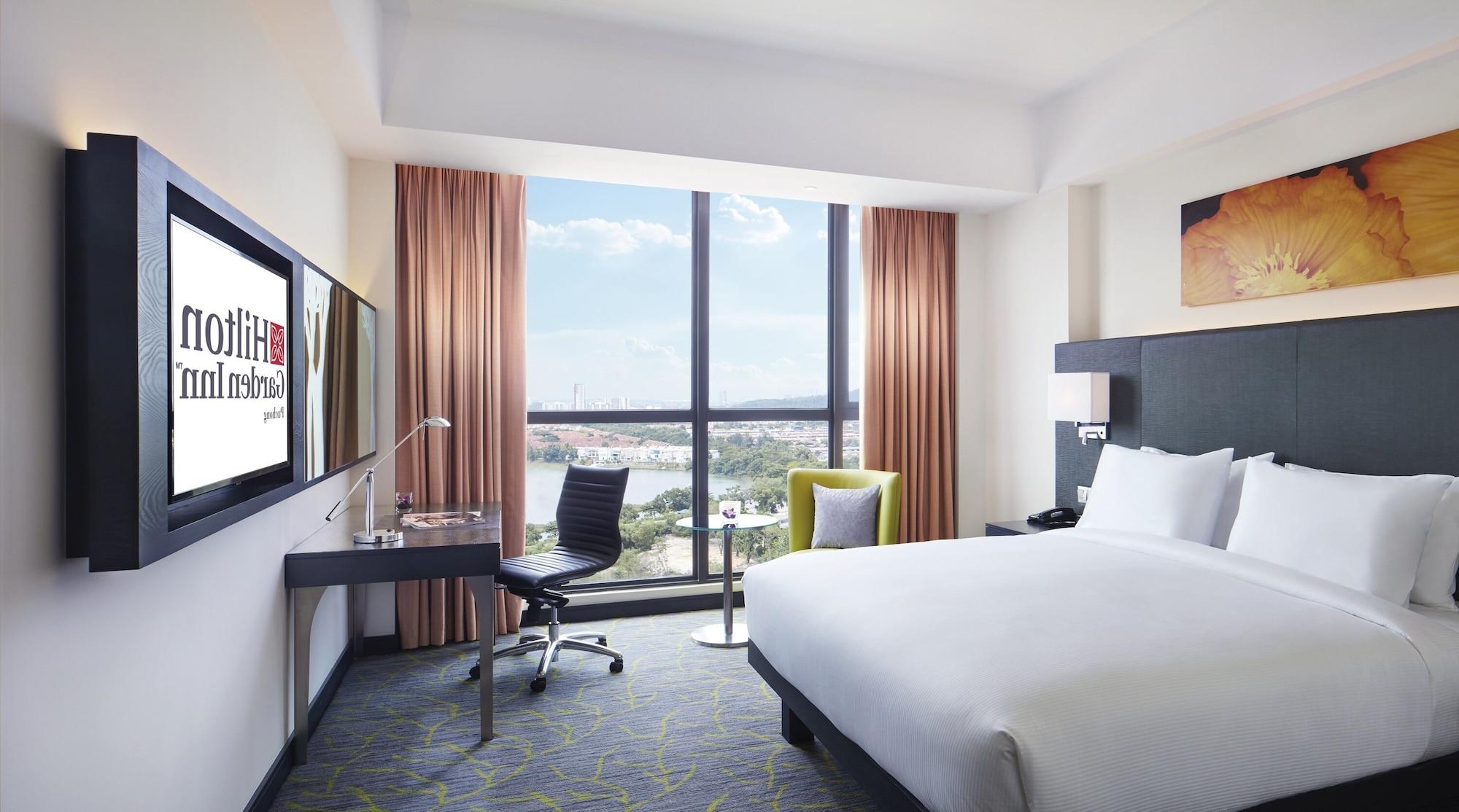 Hilton Garden Inn Пучонг Экстерьер фото